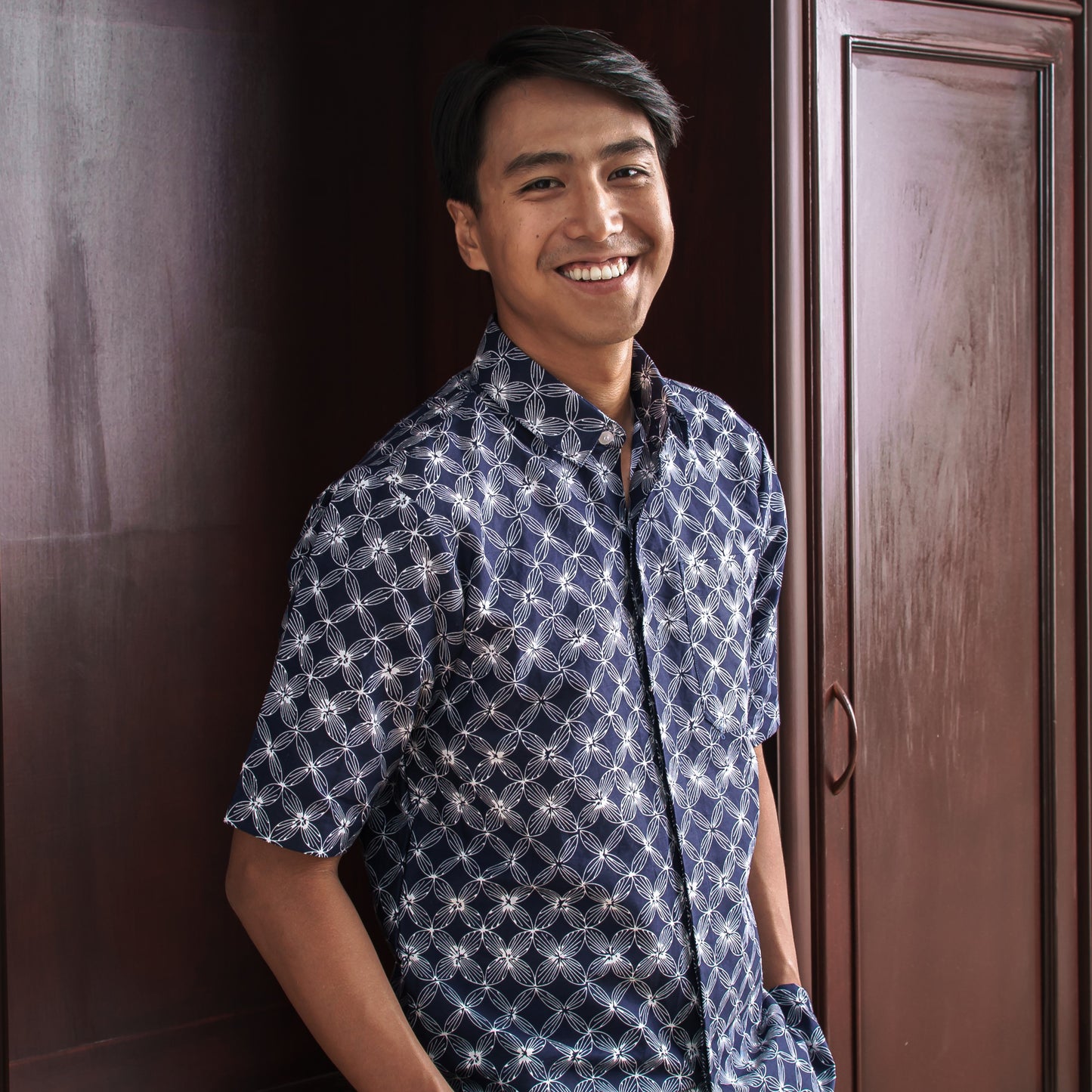 Katris - Mandalas Kemeja Batik Pria Premium Lengan Pendek