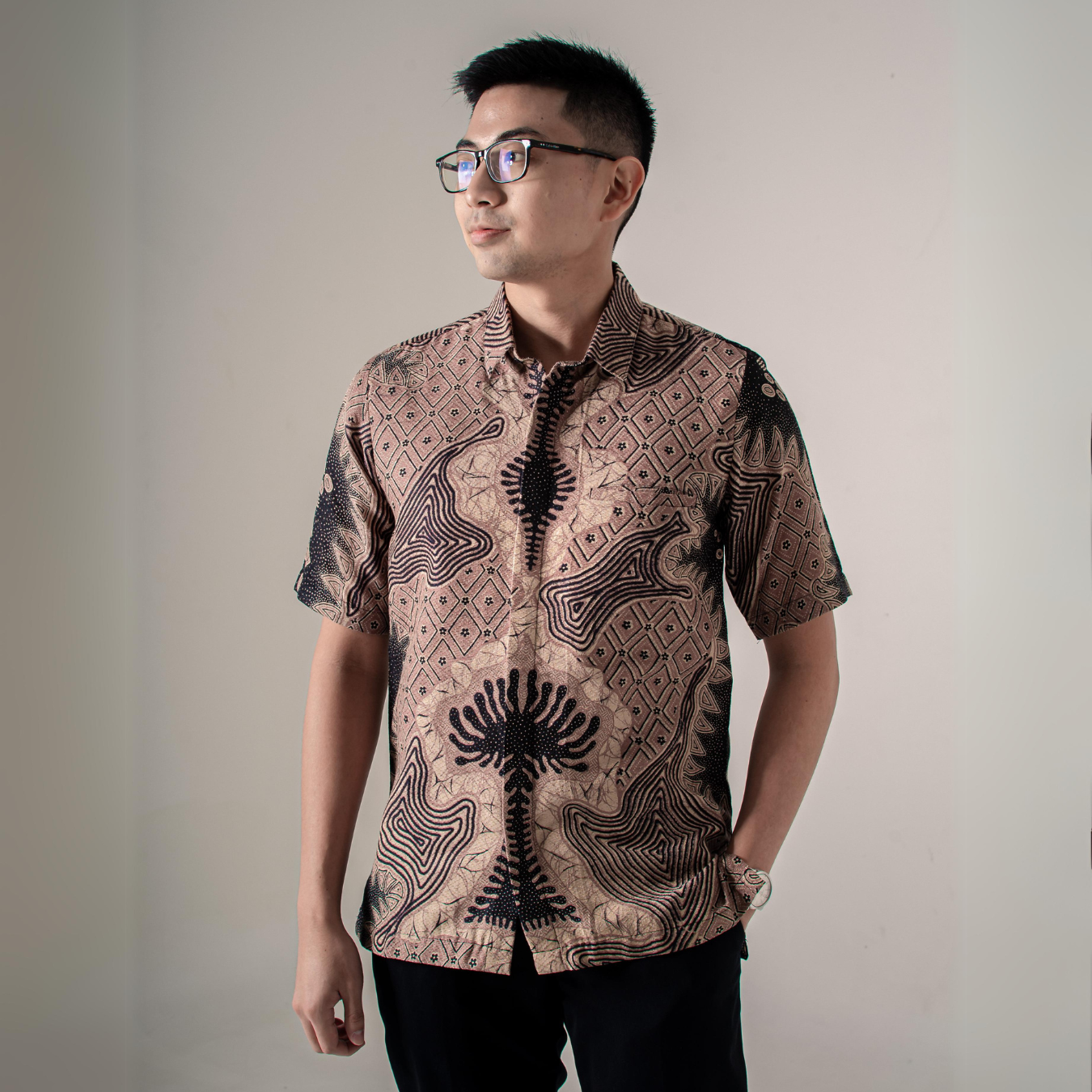 Oviron - Mandalas Kemeja Batik Pria Premium Lengan Pendek