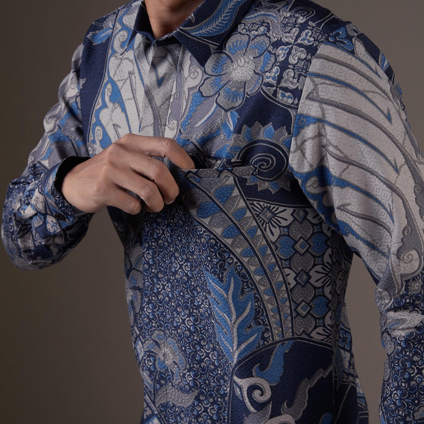 Sarablu - Mandalas Kemeja Batik Pria Premium Lengan Panjang