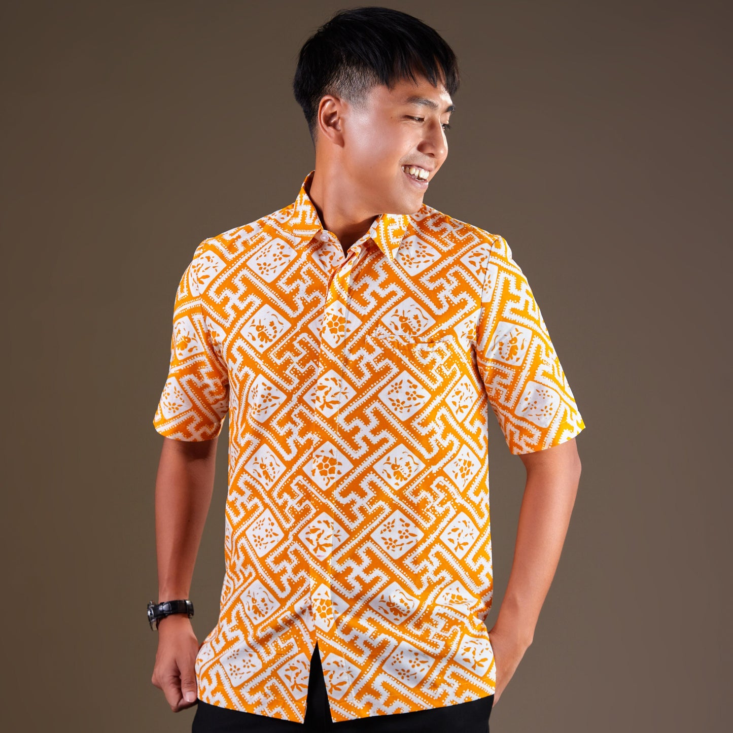 Romanye - Mandalas Kemeja Batik Pria Premium Lengan Pendek