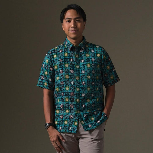 Akeno - Mandalas Premium Men's Short Sleeve Batik Shirt