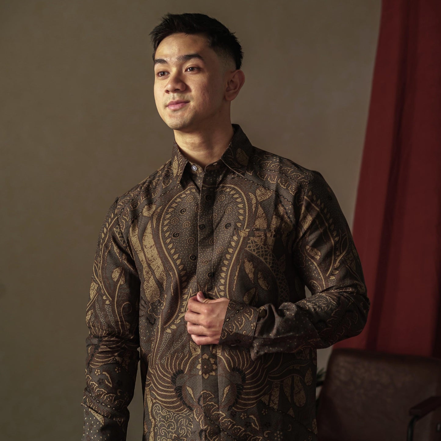 Tritabu - Mandalas Premium Men's Long Sleeve Batik Shirt