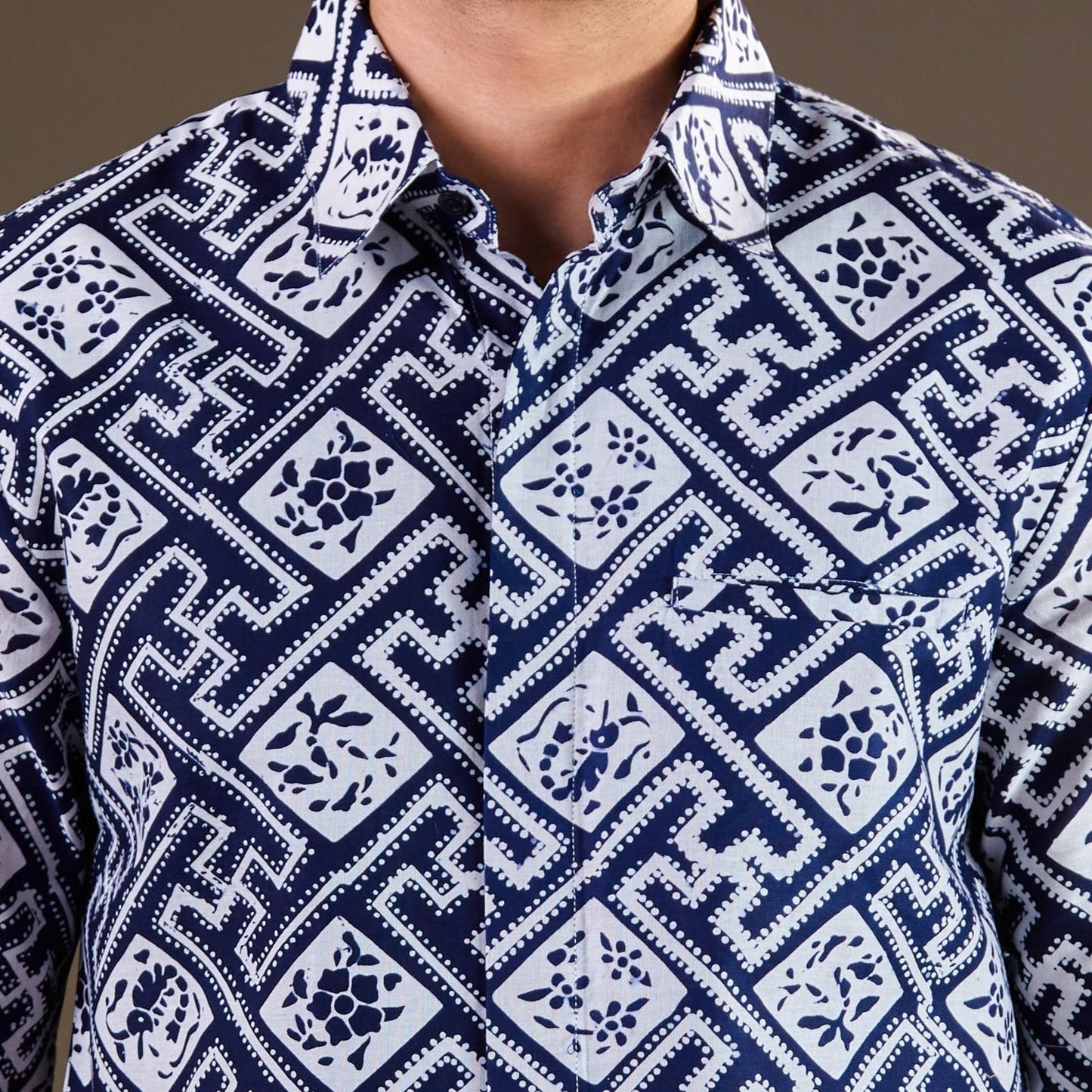 Romavi - Mandalas Premium Men's Short Sleeve Batik Shirt