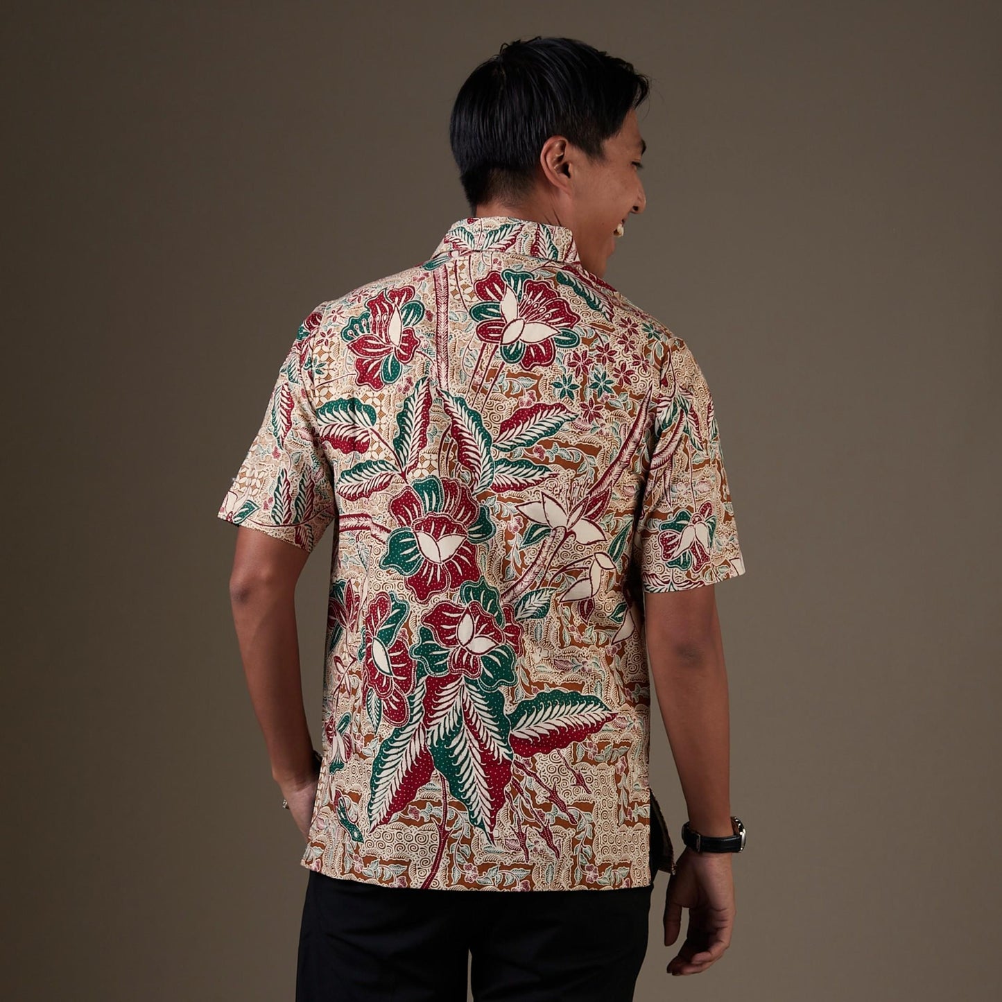 Alured - Mandalas Kemeja Batik Pria Premium Lengan Pendek