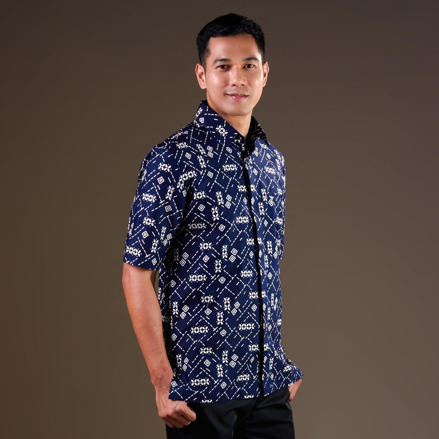 Naru - Mandalas Premium Men's Short Sleeve Batik Shirt