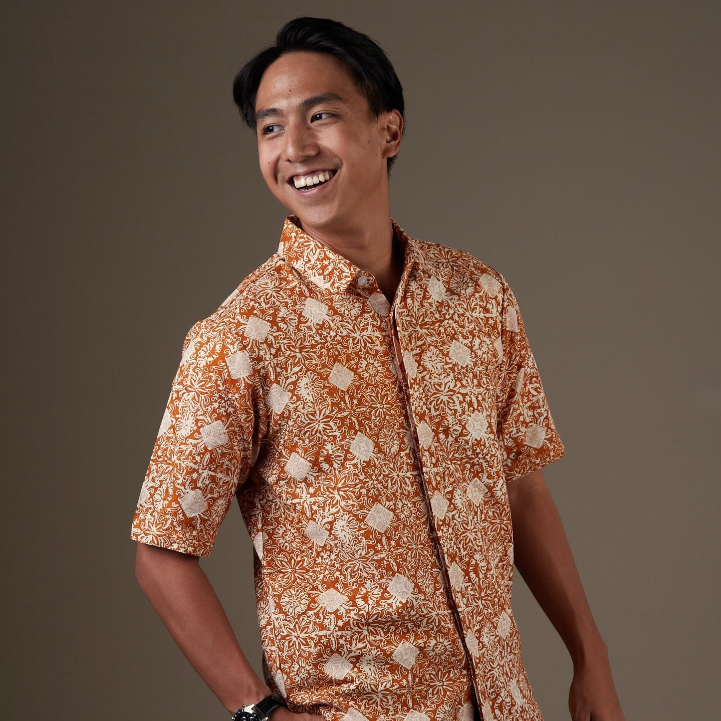 Haruki - Mandalas Kemeja Batik Pria Premium Lengan Pendek