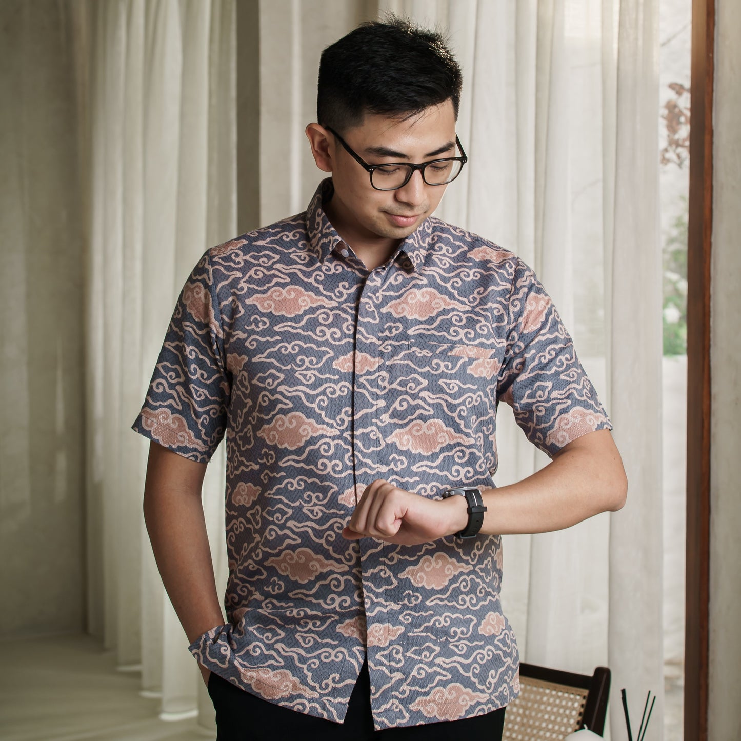 Megahi - Mandalas Kemeja Batik Pria Premium Lengan Pendek