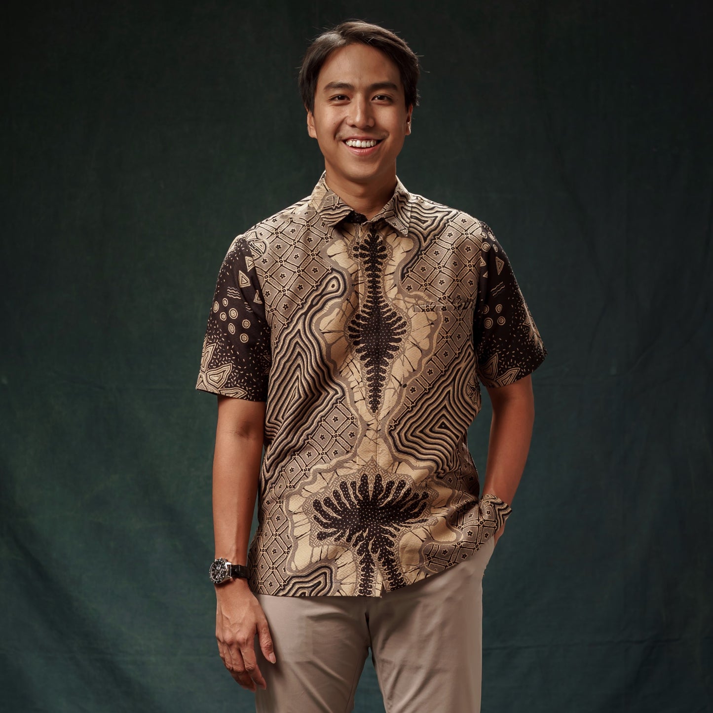 Ovidian - Mandalas Premium Men's Short Sleeve Batik Shirt
